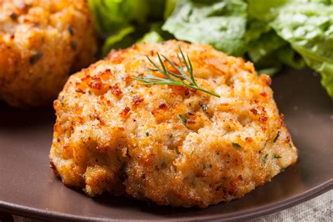 perfect crab cakes  tomatoes