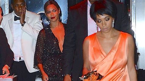 Solange V Jay Z How Beyonces Sisters Fight Developed On Social Media