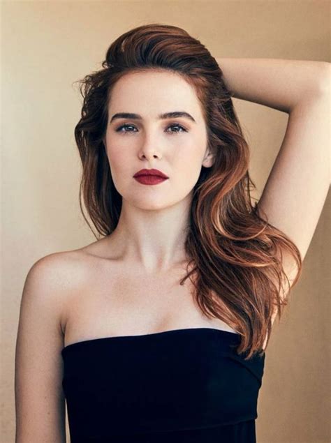 32 hottest zoey deutch photos sexy instagram bikini pics sfwfun