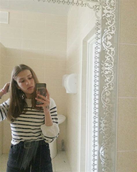 Pin By Olya Yurachkovska On Memories Mirror Selfie Selfie Memories