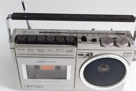 vintage sanyo stereo radio cassette recorder model  amfm stereo vintage sanyo mlu