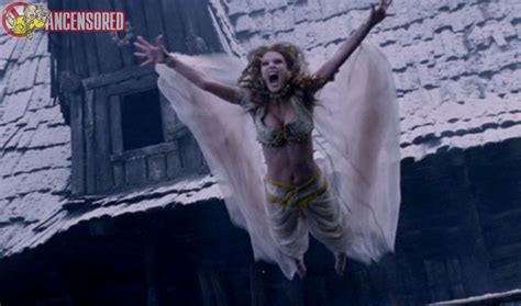Naked Josie Maran In Van Helsing