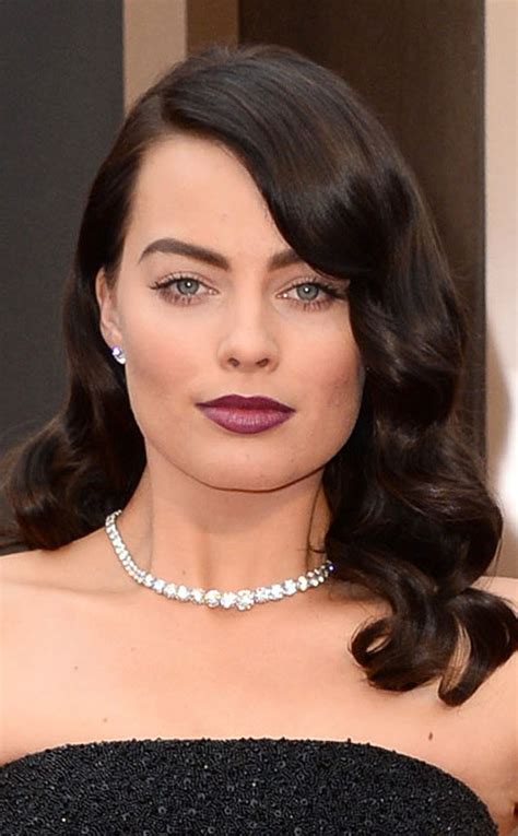 margot robbie   style collective  hair  oscars history