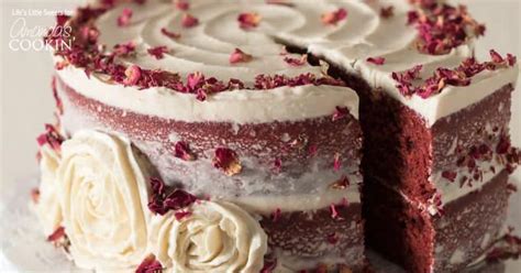 red velvet cake a beautiful red velvet cake to wow your