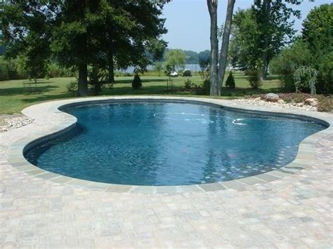 simple     basic pool shape