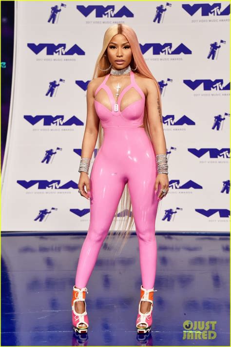nicki minaj wears pink latex bodysuit  mtv vmas  photo  nicki minaj pictures