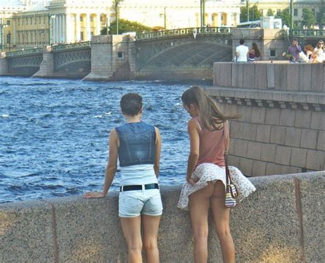 wind picks up skirts and dresses of girls on the streets 18 photos the fappening leaked
