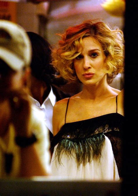 Carrie Bradshaw Hair Looks From Sex And The City Popsugar Beauty