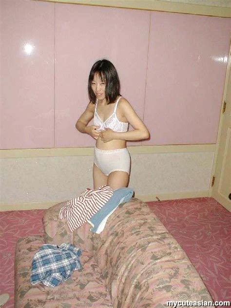 asian amateur wife deeply banged at home
