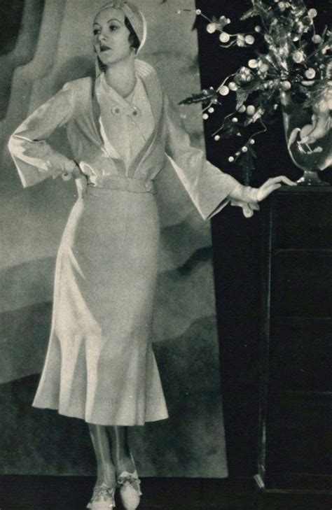 Pin Von 1930s 1940s Women S Fashion Auf 1930s Ensembles Jackets