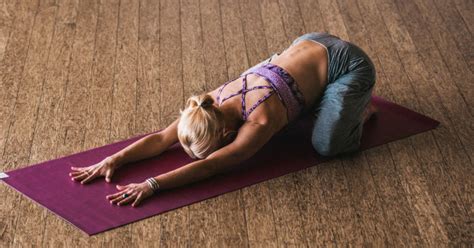 5 Simple Yoga Poses To Soothe Stress Gaiam