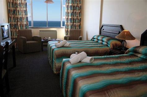 gooderson beach hotel  durban room deals  reviews