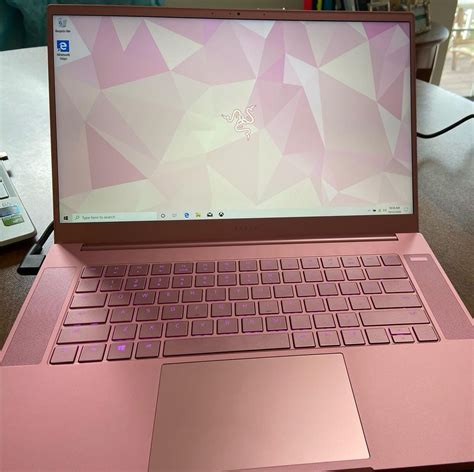 razer blade  quartz  pink gaming laptop review