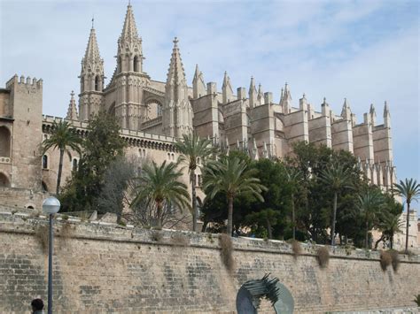 mallorca barcelona cathedral building landmarks travel majorca viajes buildings