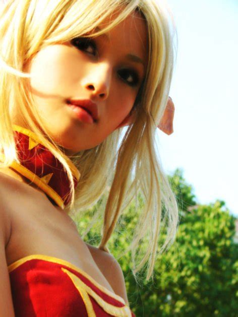 a collection of wow cosplay girls that would make me turn