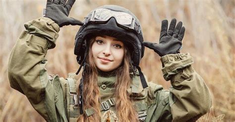 Is She The World S Most Beautiful Female Soldier She S So