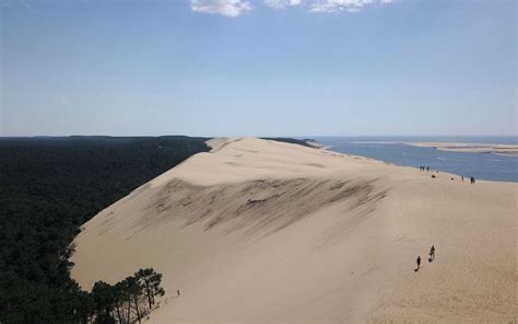 gironde la dune du pilat  perdu pres de quatre metres en une annee