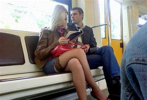 girls in the russian subway 29 pics