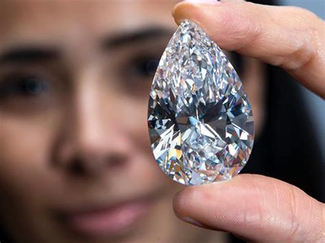 101 73 Carat Gem Largest Flawless Diamond Ever Auctioned Could Fetch £