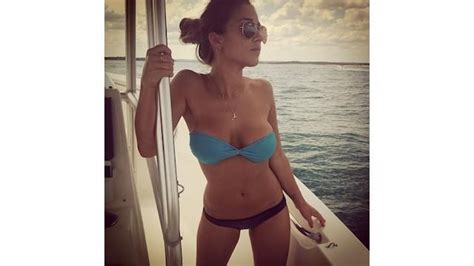 jesse james decker pregnant 50 hottest instagram photos of jessie james eric decker s wife