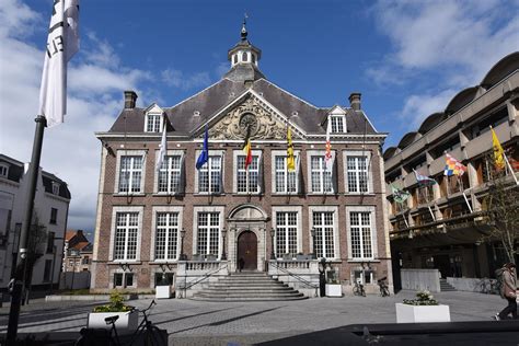 verenigingen welkom  oud stadhuis hasselt hasselt het belang van limburg