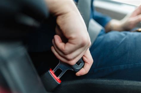new york will now require seat belts for all car occupants