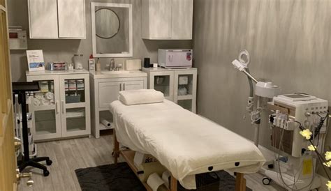 touch  glow med spa evolus