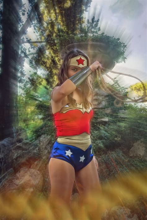 wonder woman lasso pose wonder woman cosplay superheroes pictures pictures sorted by most