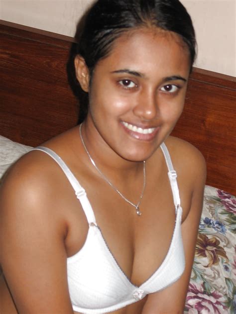 marathi girl honeymoon nude images newly married girls