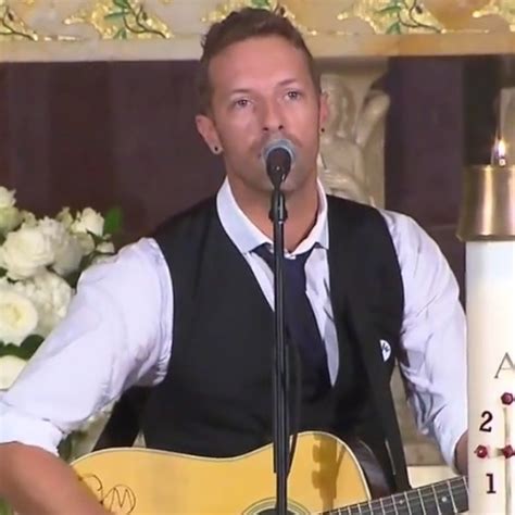 Coldplay S Chris Martin Honors Beau Biden At Emotional Funeral E Online