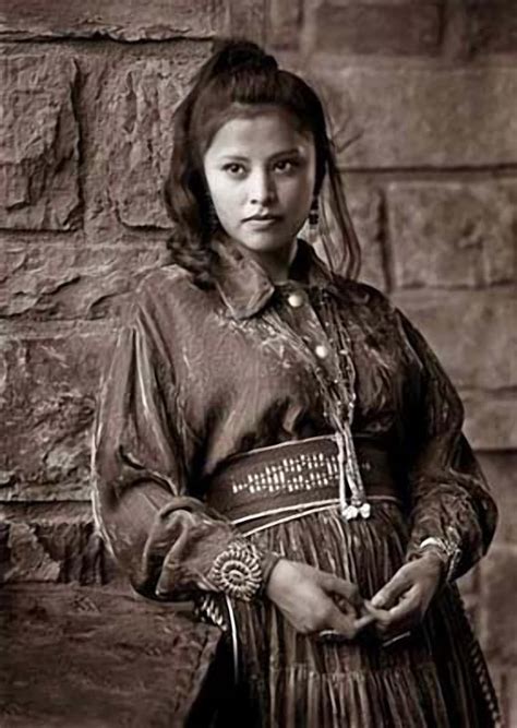 Navajo Indian Girl Навахо Индейские девушки Индейцы