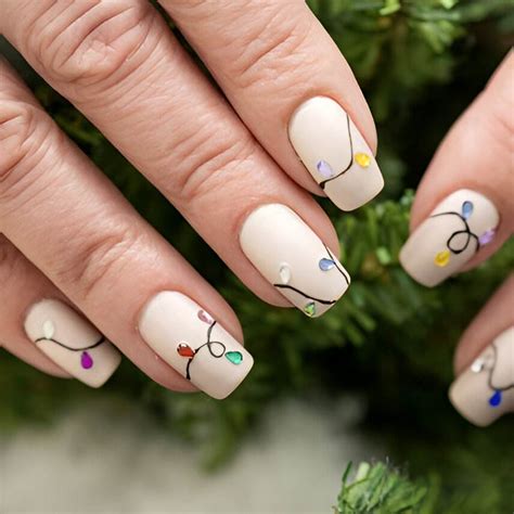 simple  stunning christmas nail ideas  copy    manicure