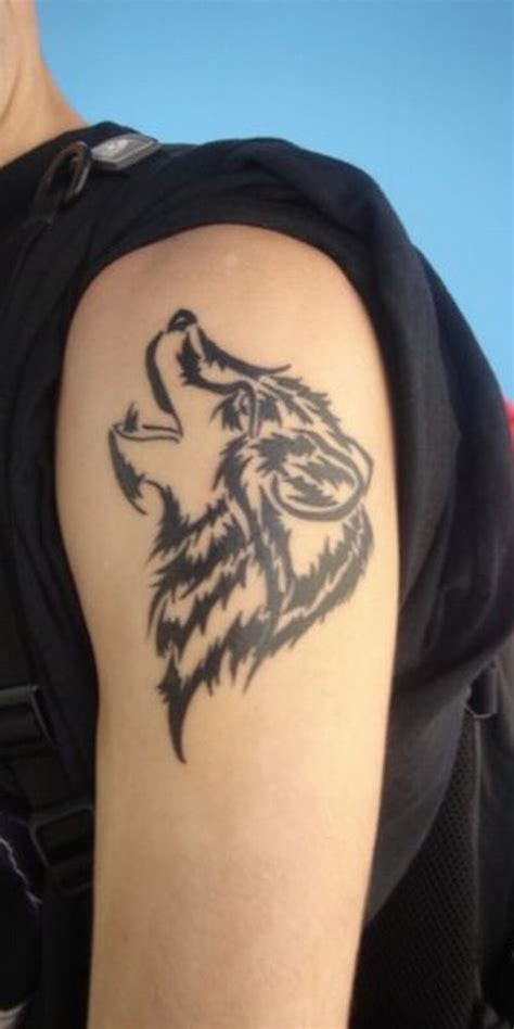 18 Awesome Tribal Wolf Tattoo