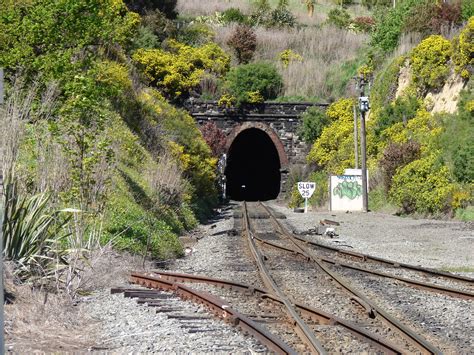 filelyttelton rail tunnel jpg wikipedia   encyclopedia