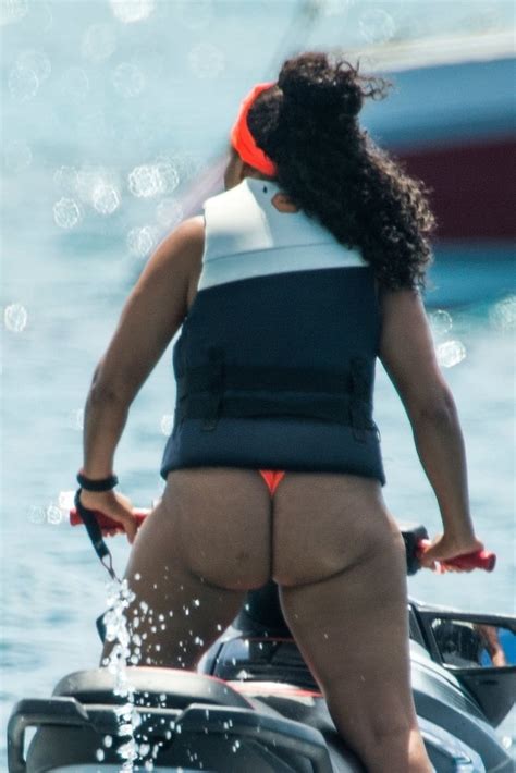 angela simmons thick milf ass 82 pics