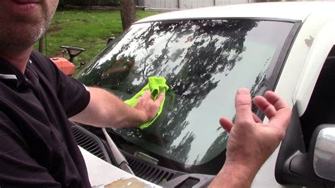 deep clean  car windshield youtube cleaning car windows
