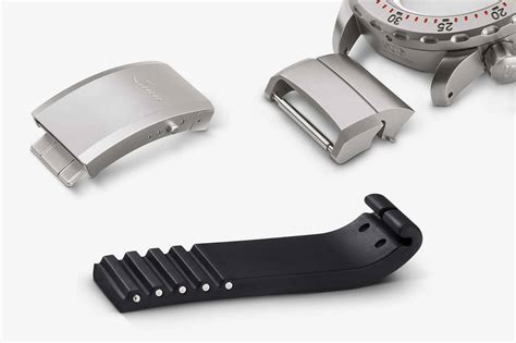 introducing  sinn duoflex strap system   series dive watches worn wound