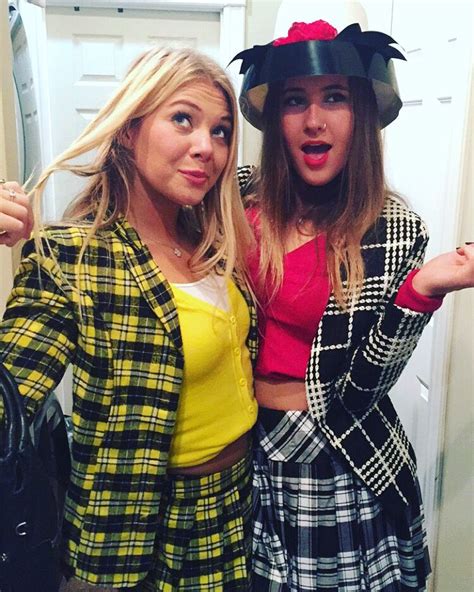 The 15 Best Best Friend Halloween Costumes Of All Time Her Campus