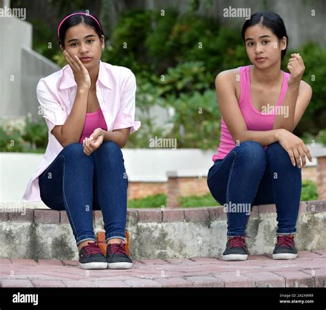 Two Adorable Filipina Sisters Image Telegraph