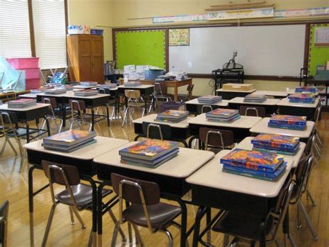 charter schools opening  michigan  fall michigan radio