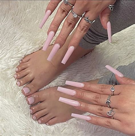 pin  zyeandryah  nails   square nails glitter nails