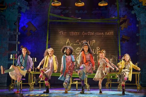 review annie  musical culturebean