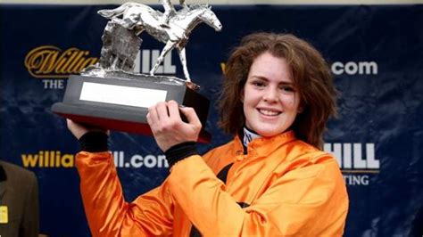 Lizzie Kelly Becomes First Female Jockey To Win Grade One Race Bbc Sport