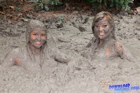 The Mudhole 9 40 Min Deep Mud Stuckbrooke And Katie