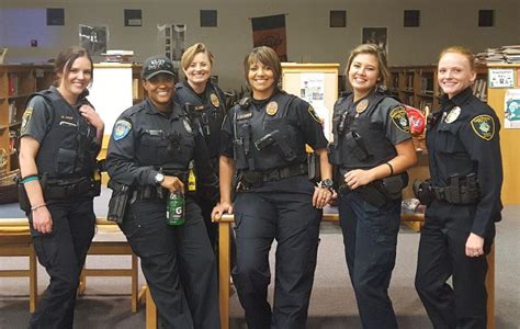 pinal female officers proud to serve despite lack of numbers area news