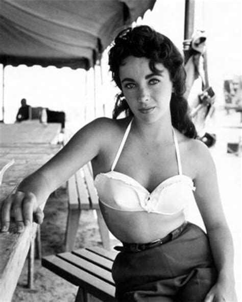 a look at hollywood beauty icon the bold elizabeth taylor