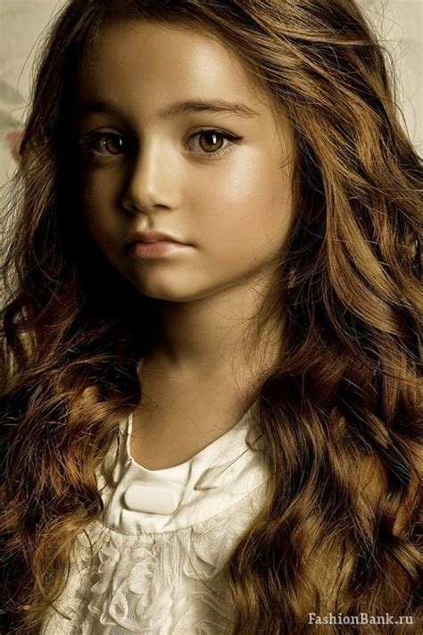 Beautiful Young Russian Model Alina Yasheva Is Not A Doll Ropa