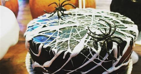 Halloween Cakes Spider Web Cakes Are The Best Halloween Baking Trend