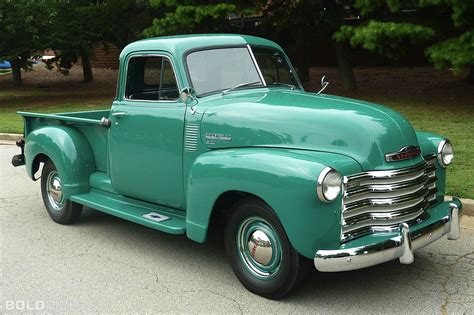 chevy  clean simple  stockexactly     em classic trucks