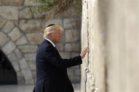 trump   sitting  president  visit  western wall cbs news